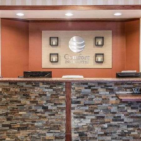Quality Inn & Suites Ann Arbor Hwy 23 Exteriör bild