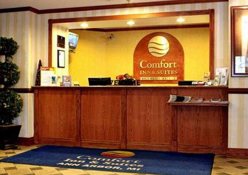 Quality Inn & Suites Ann Arbor Hwy 23 Exteriör bild